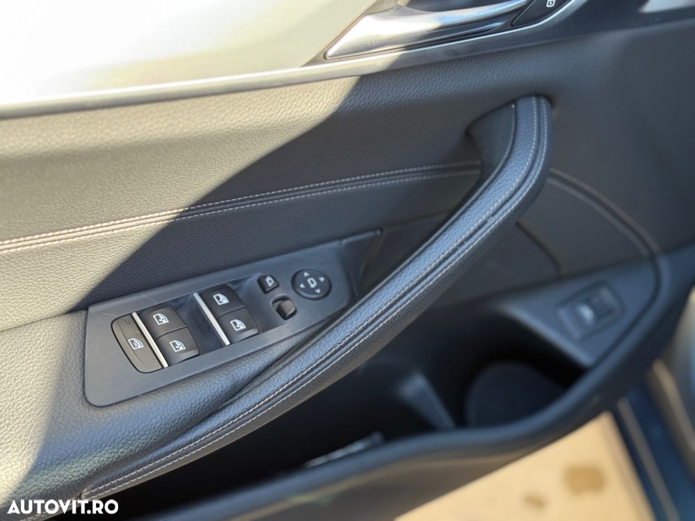 BMW Seria 5 520d xDrive AT - 11