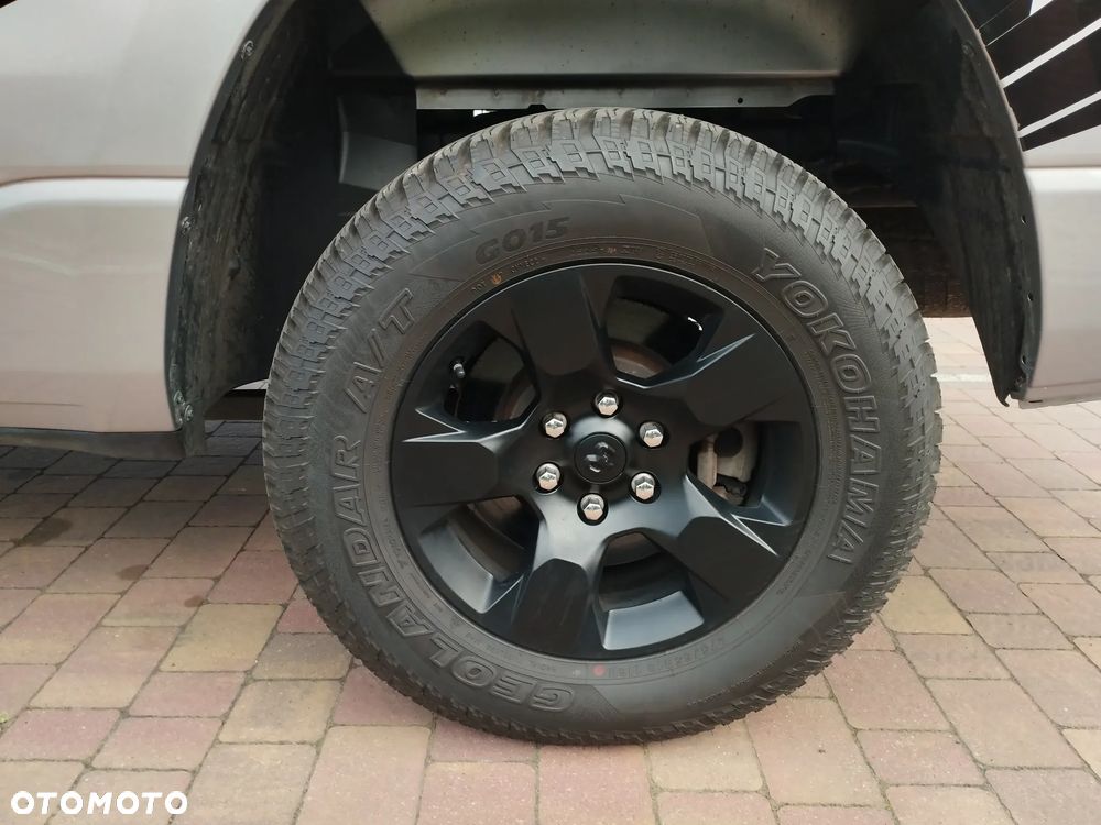 Dodge RAM - 28