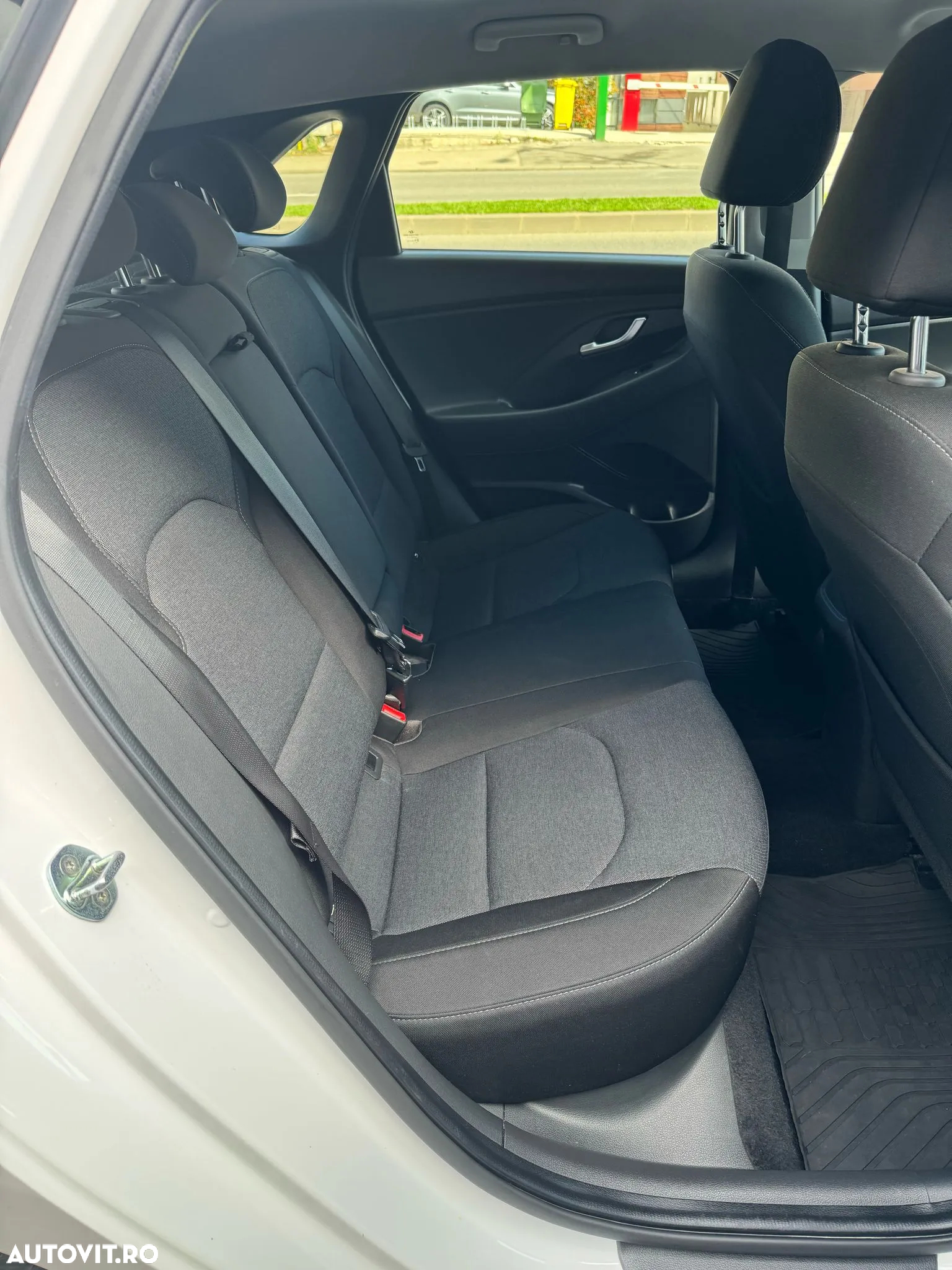 Hyundai i30 1.5 110CP 5DR M/T Highway - 27