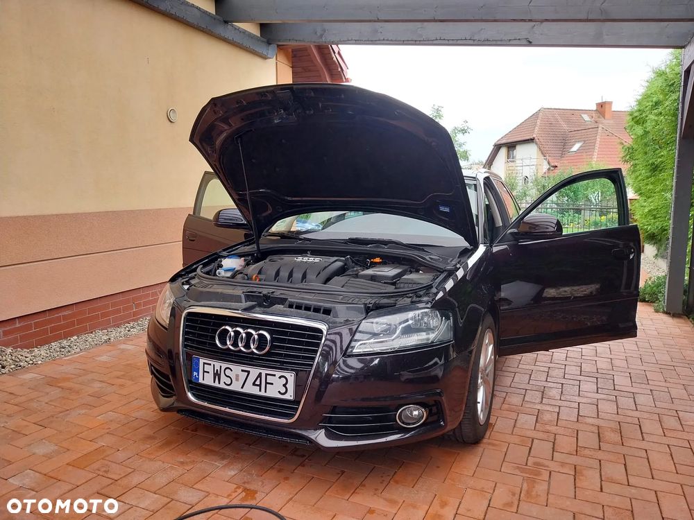 Audi A3 Sportback - 13