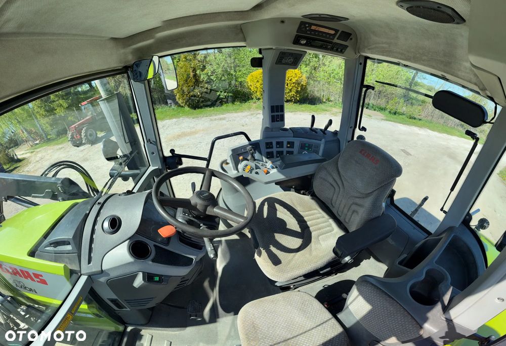 Claas AXION 830 - 10