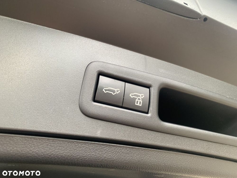 Lexus UX - 17