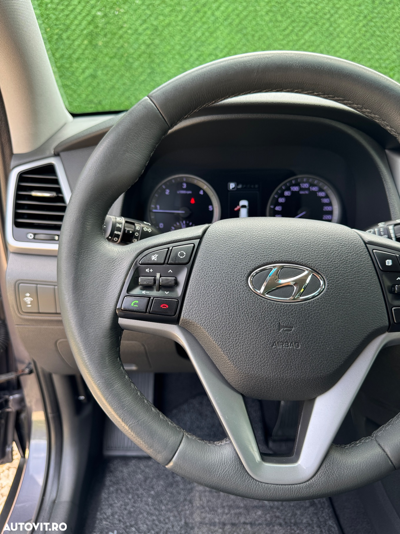 Hyundai Tucson 2.0 CRDI 4WD 6AT Premium+ - 21