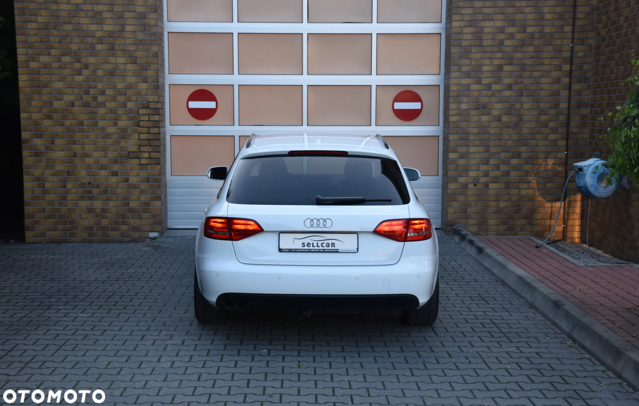 Audi A4 Avant 2.0 TDI DPF Ambiente - 6