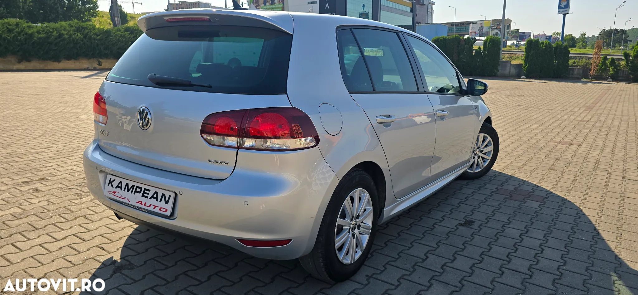 Volkswagen Golf - 5