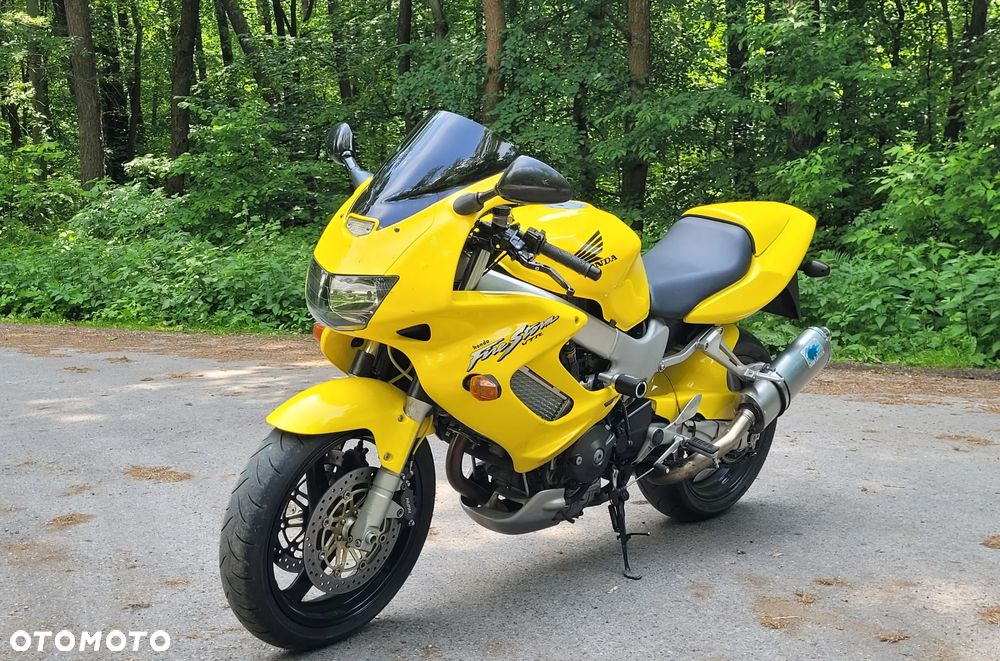 Honda VTR - 3