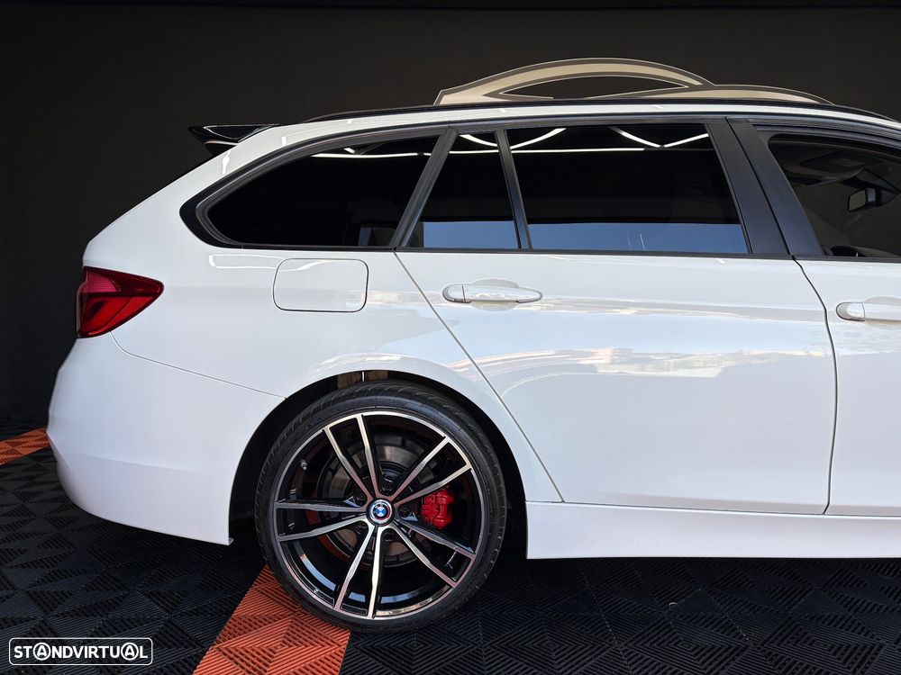 BMW 320 d Aut. Sport Line - 25
