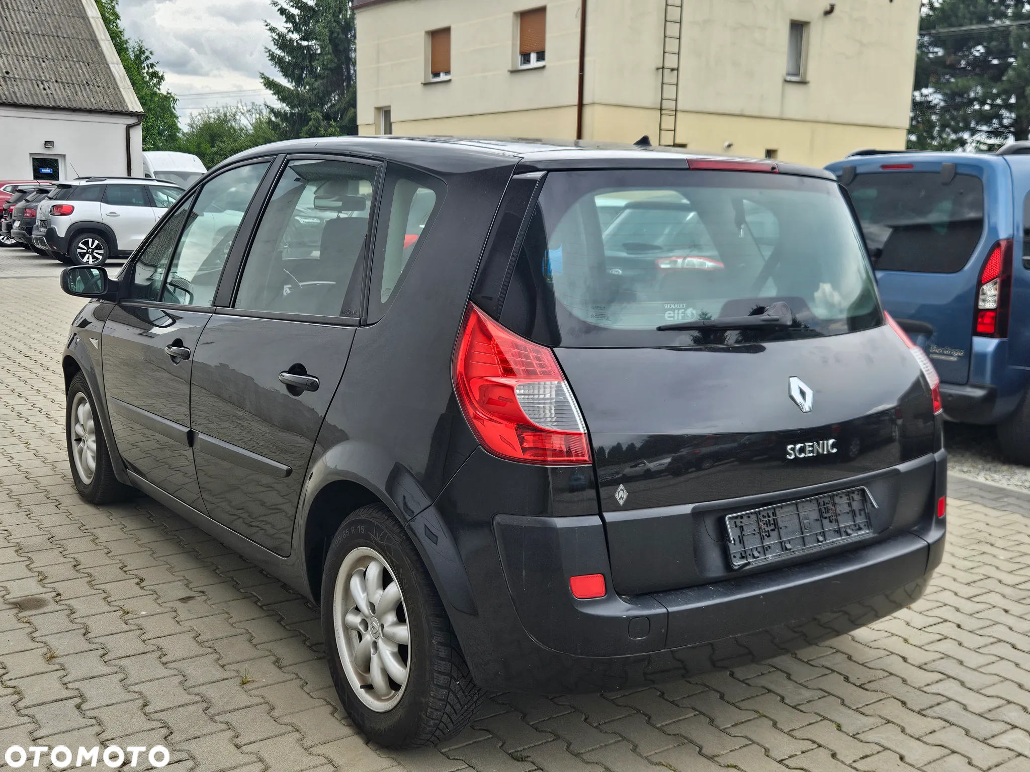 Renault Scenic 1.6 16V 110 Expression - 10
