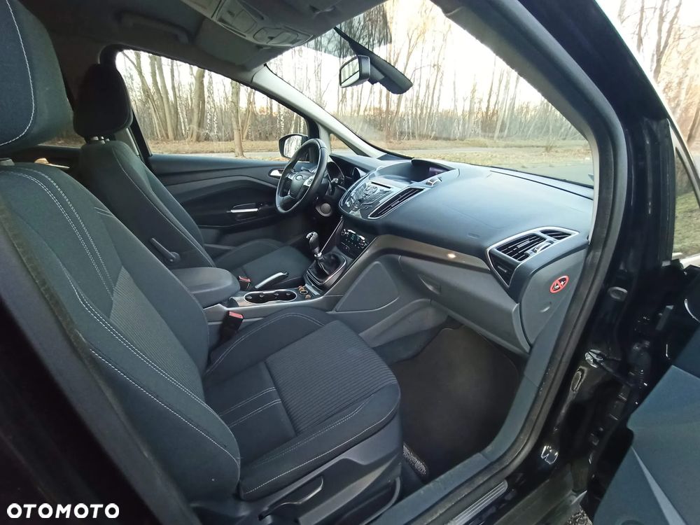 Ford C-MAX - 17