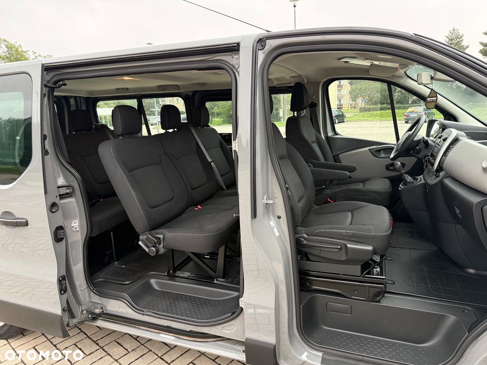 Renault Trafic - 12