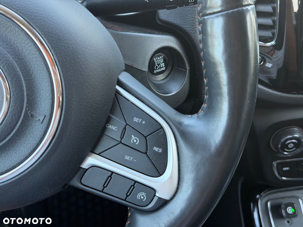 Jeep Compass 1.4 TMair Limited FWD S&S - 39