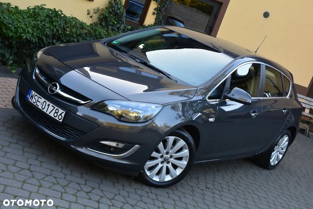 Opel Astra 1.4 Turbo Cosmo
