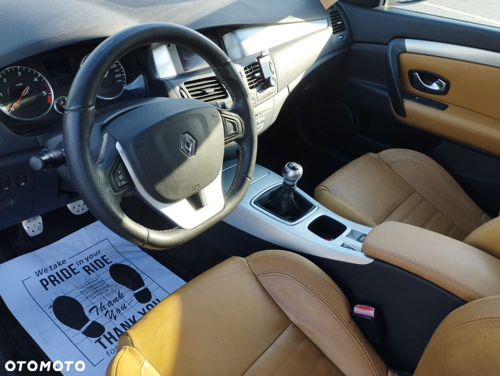 Renault Laguna 2.0 dCi GT - 10