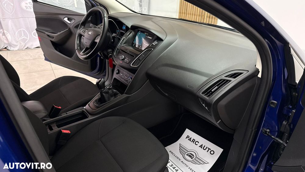 Ford Focus 1.0 EcoBoost Sport - 8
