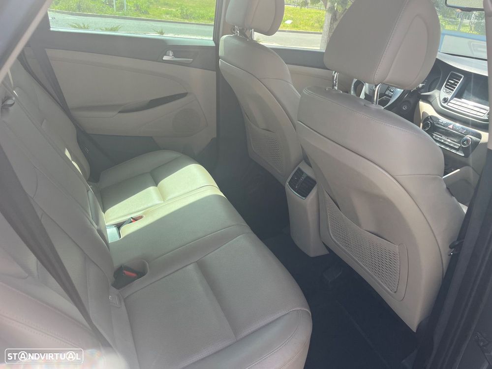 Hyundai Tucson 1.7 CRDi Executive - 1