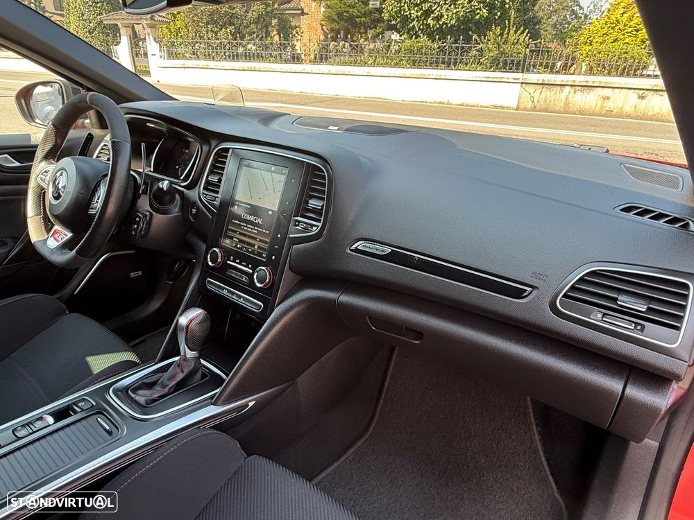 Renault Mégane TCe 300 GPF EDC R.S. TROPHY - 46