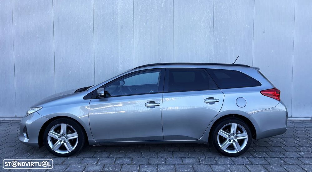 Toyota Auris Touring Sports 1.4 D-4D Com+P.Sport - 2