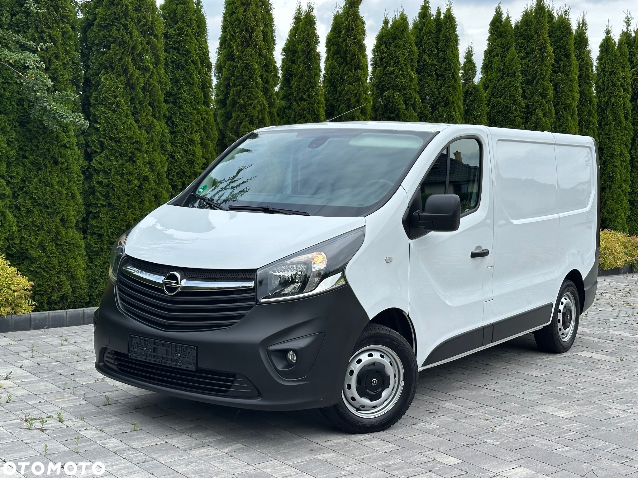 Renault / TRAFIC / L2H1 / 120 KM / - 2