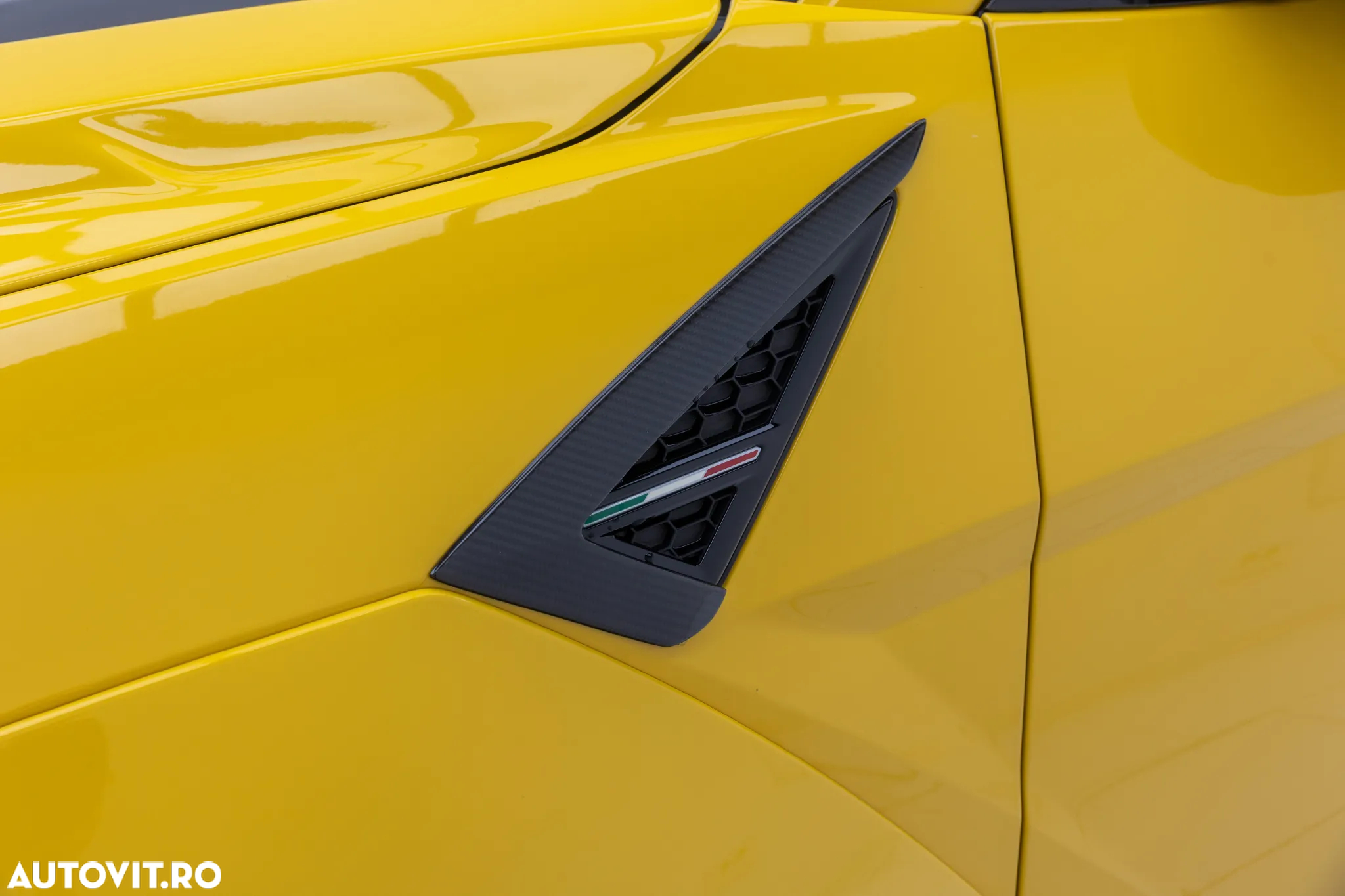 Lamborghini URUS - 33