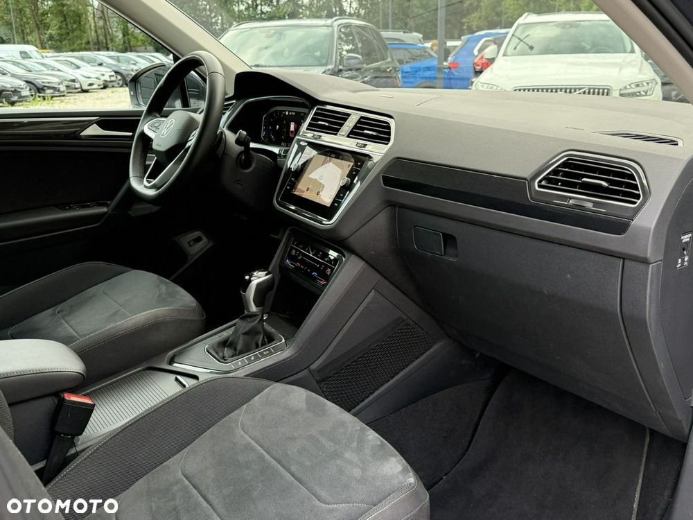 Volkswagen Tiguan 1.5 TSI EVO Elegance DSG - 17