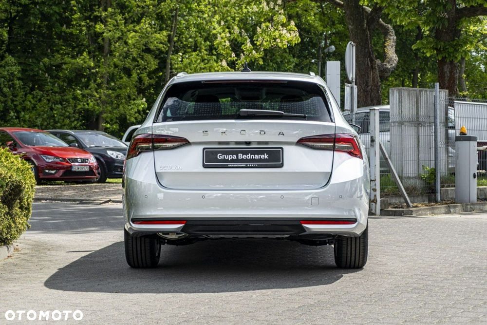 Skoda Octavia - 10