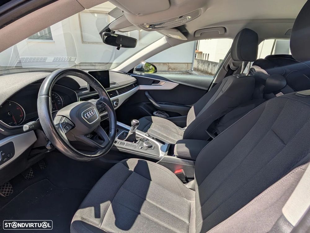 Audi A4 Avant 2.0 TDI Business Line - 8