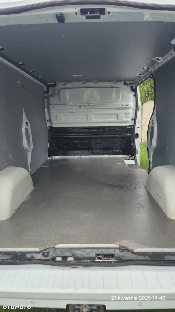 Opel Vivaro - 6