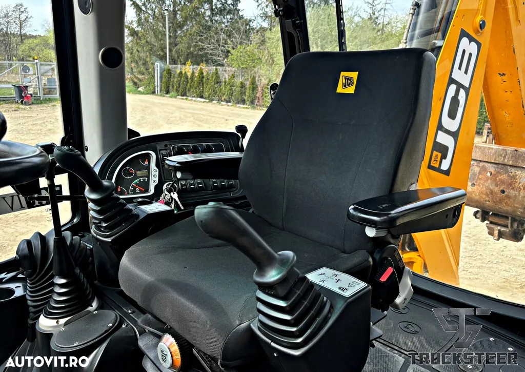 JCB 3CX - 15