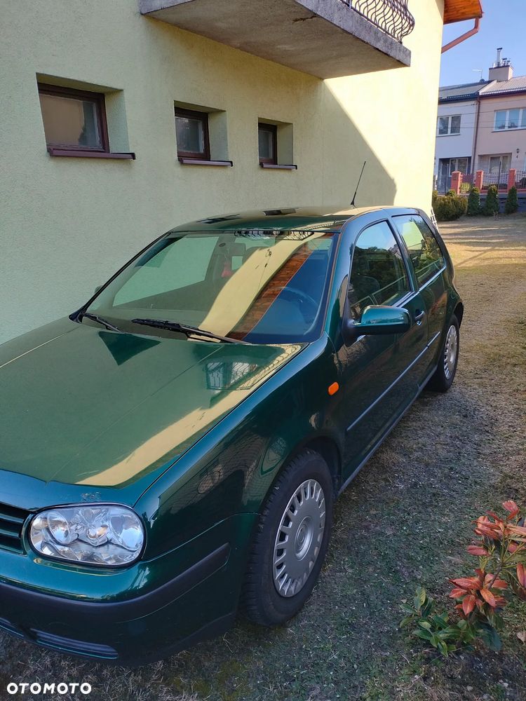 Volkswagen Golf 1.9 TDI Trendline - 4