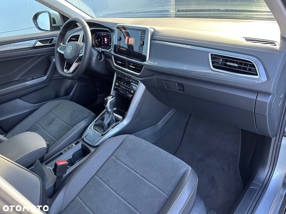 Volkswagen T-Roc - 19