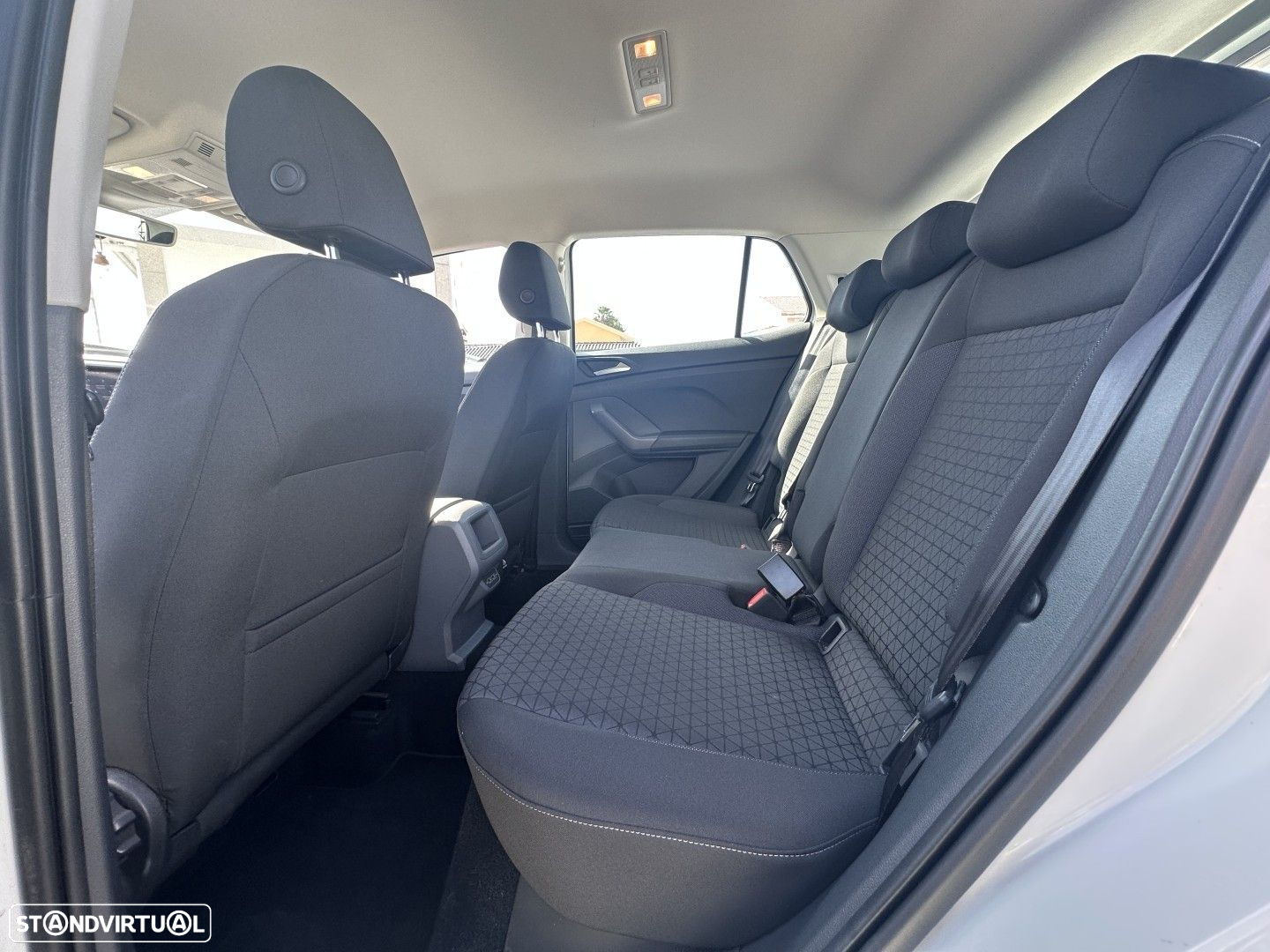 VW T-Cross 1.0 TSI Life DSG - 18