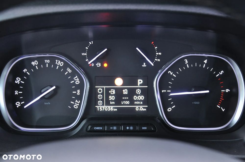 Peugeot EXPERT 2.0 HDI 177 KM AUTOMAT IZOTERMA KRAJOWY BEZWYPADKOWY I WŁAŚCICIEL Drzwi przesuwne z dwóch stron - 23