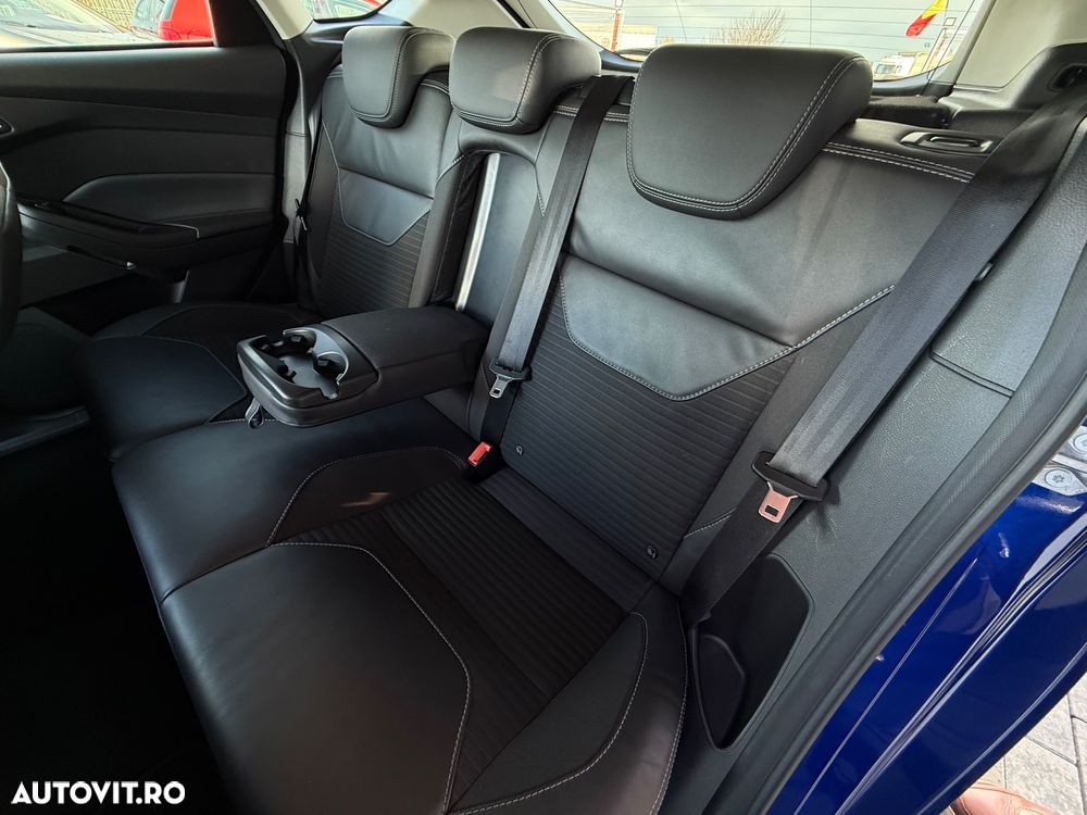 Ford Focus 1.0 EcoBoost Start-Stopp-System TITANIUM - 8