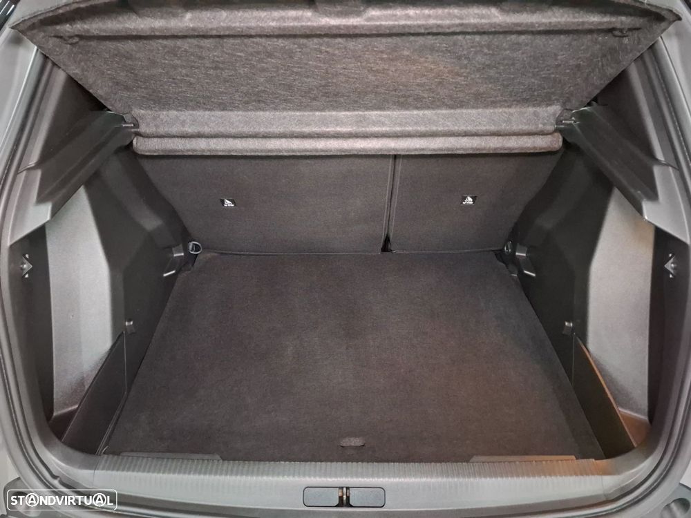 Peugeot 2008 1.2 Hybrid Allure e-DCS6 - 23