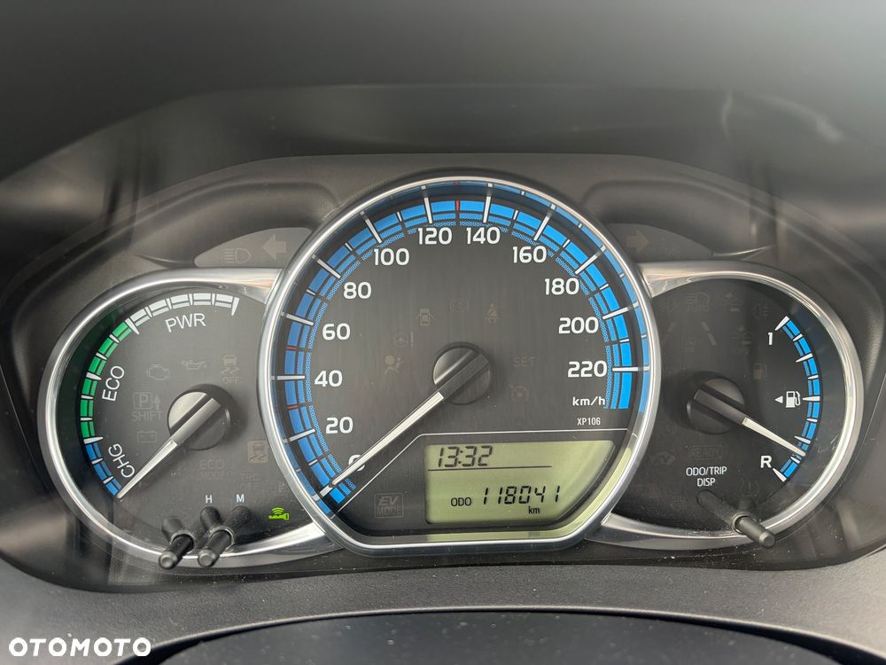 Toyota Yaris Hybrid 100 Premium EU6 - 14