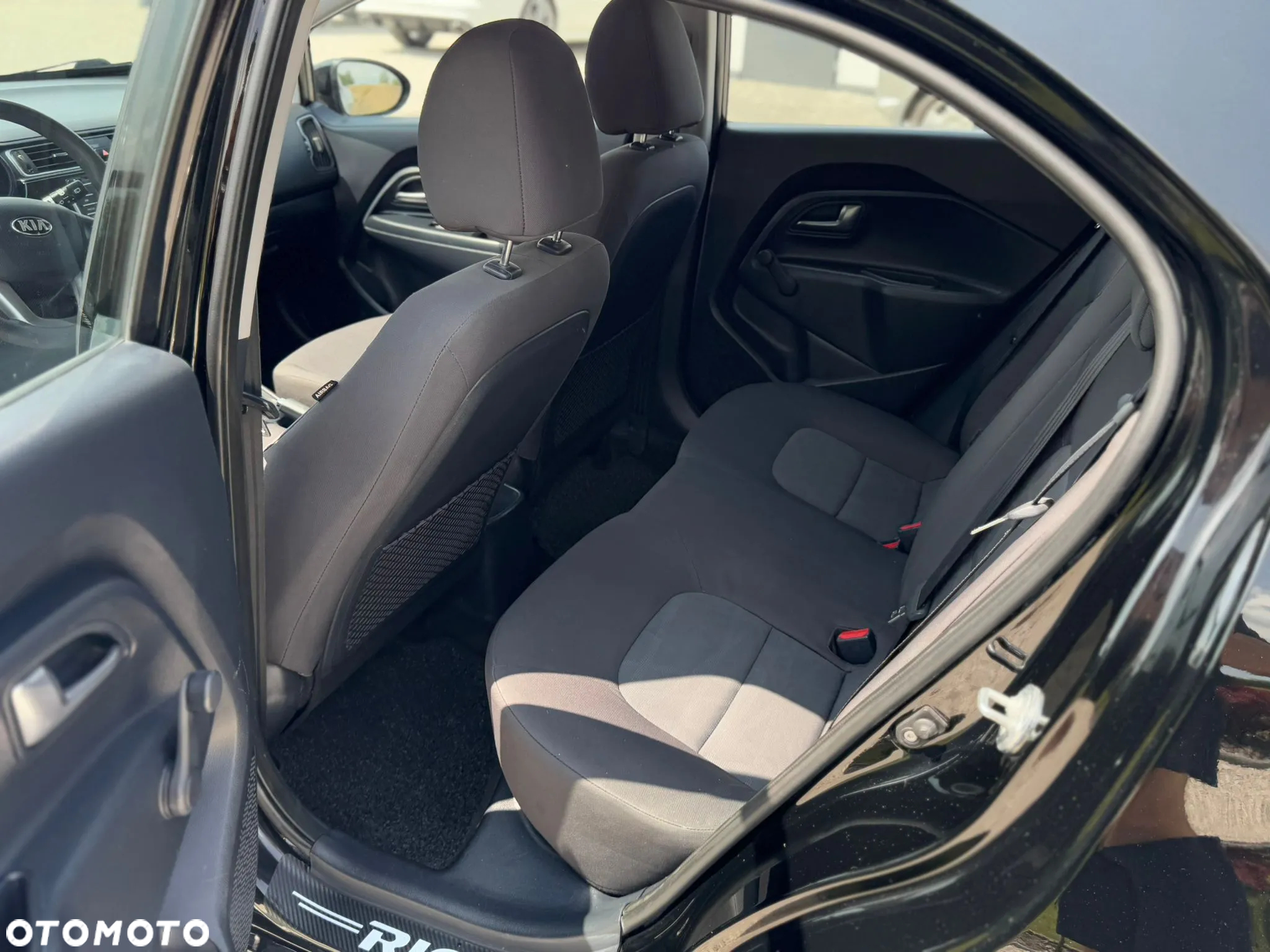 Kia Rio 1.2 M - 17