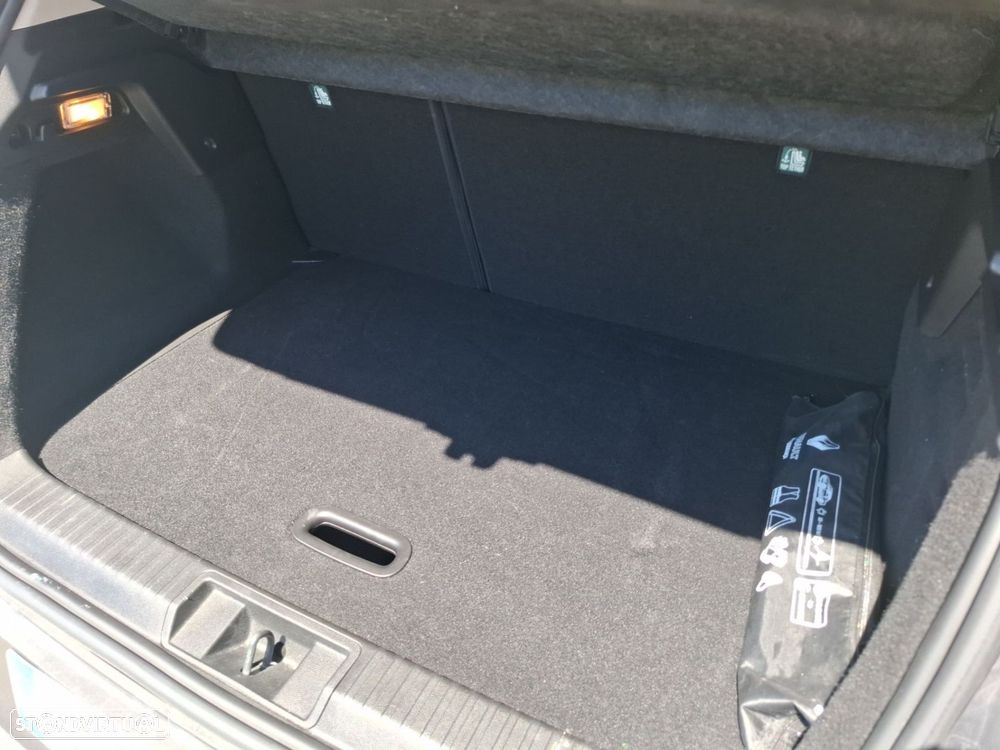 Renault Captur 1.3 TCe Initiale Paris EDC - 30