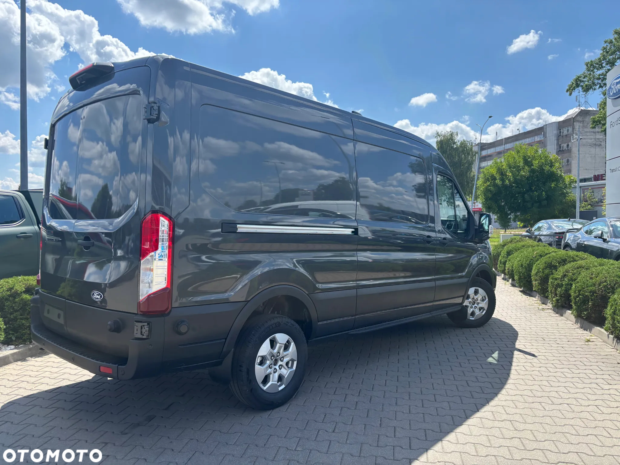 Ford Transit - 9