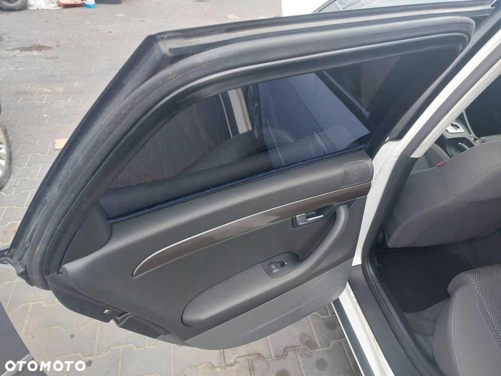 DRZWI KOMPLETNE LEWY TYŁ SEAT EXEO I FL LB9A - 4