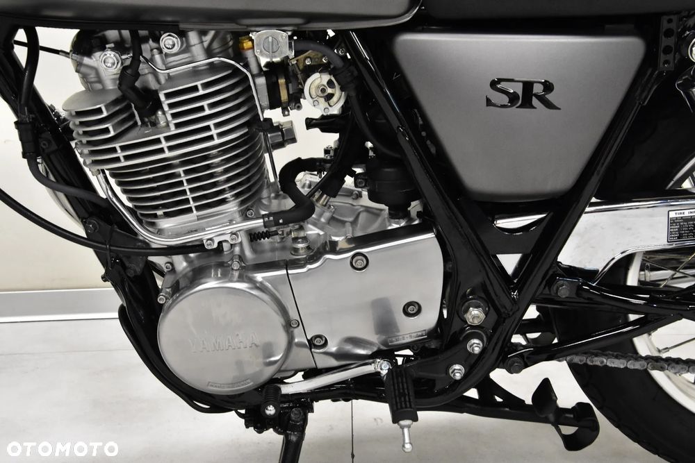 Yamaha SR - 25