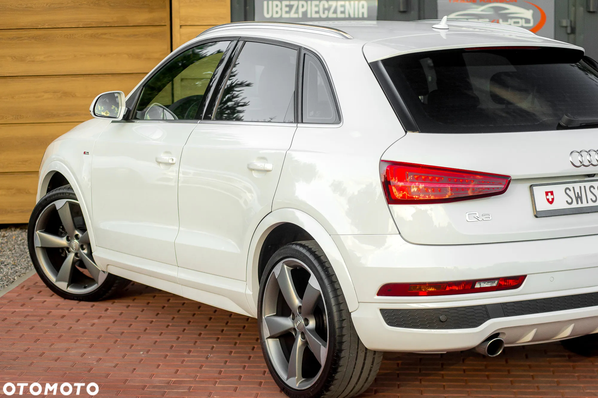 Audi Q3 2.0 TFSI Quattro Design S tronic - 8