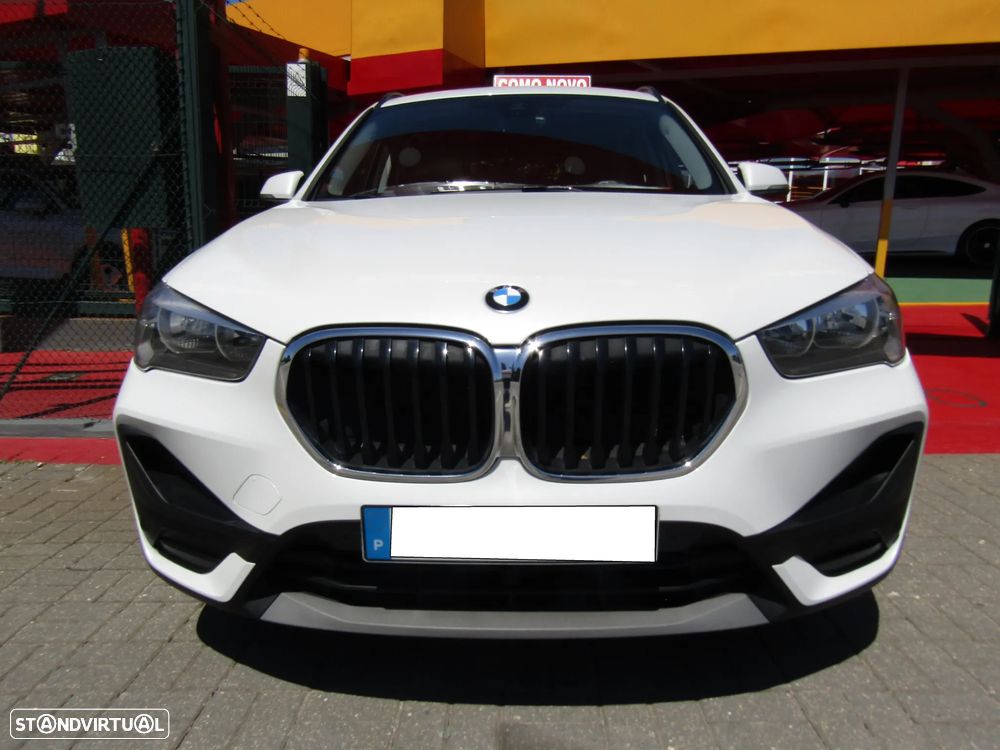 BMW X1 16 d sDrive Auto Line Sport - 4