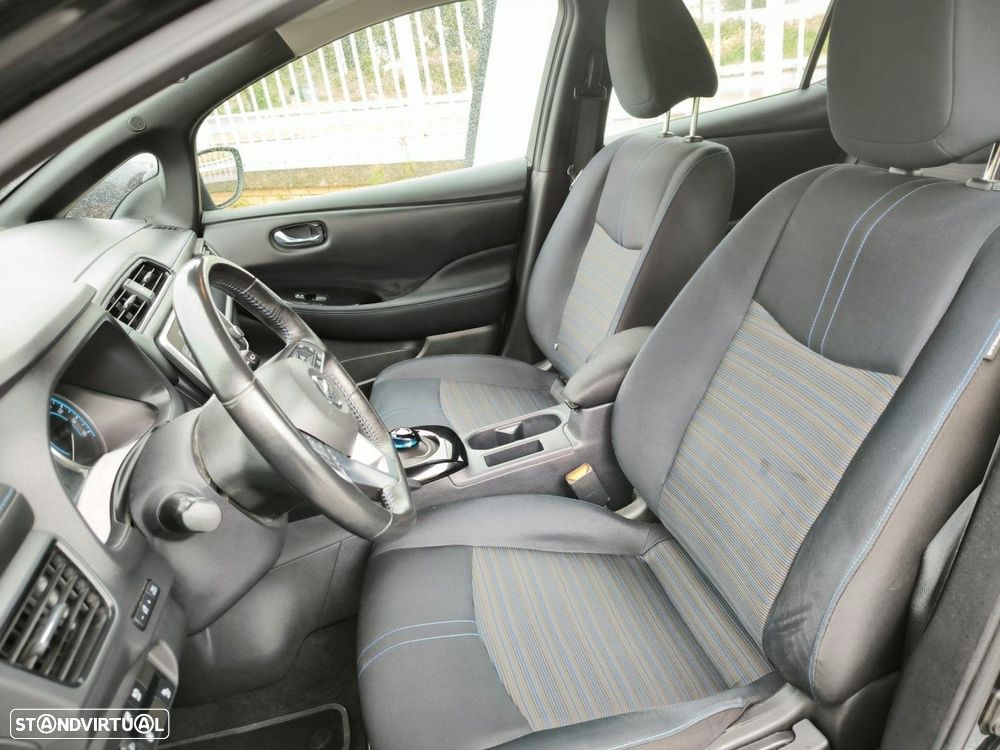 Nissan Leaf 40 kWh N-Connecta - 17