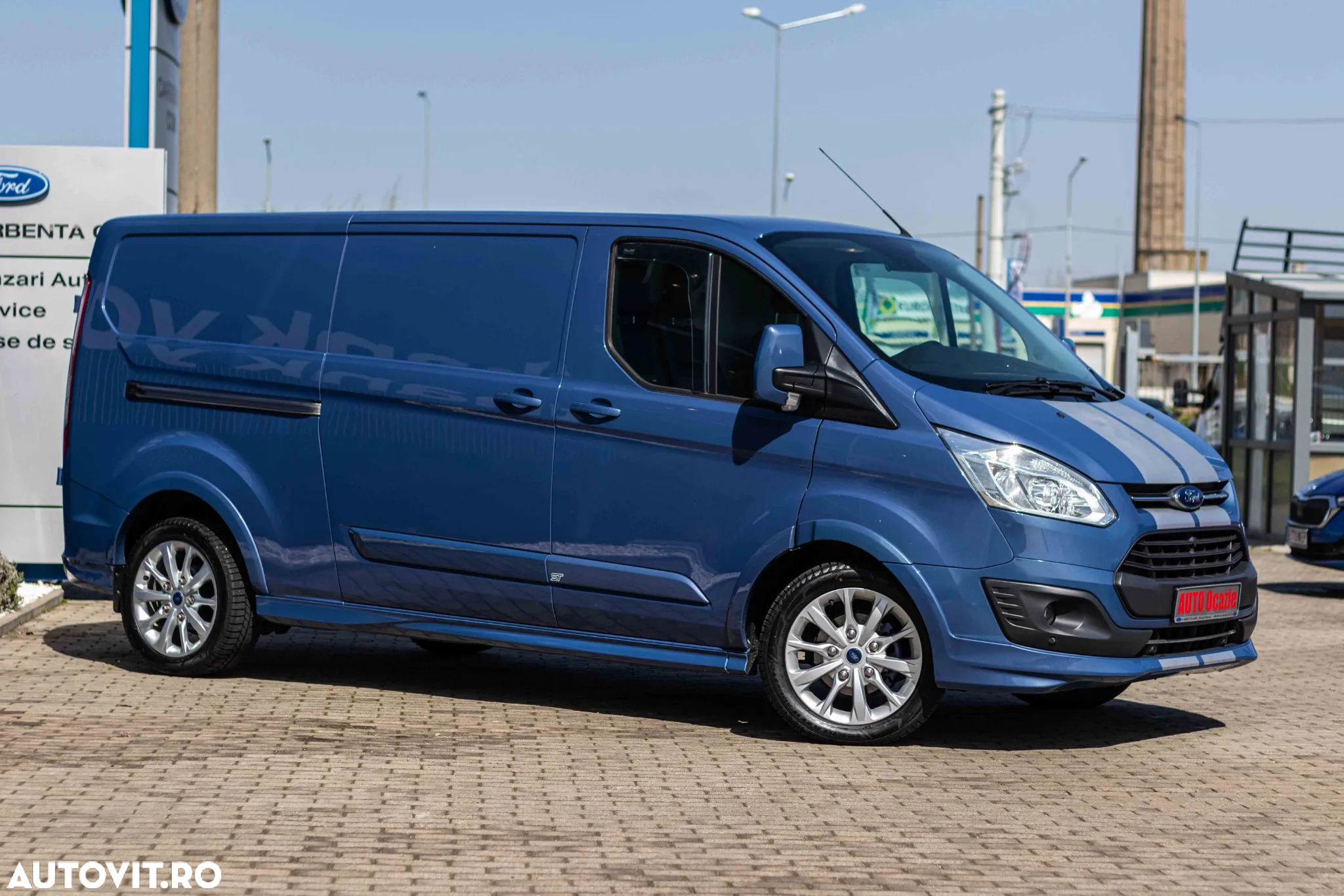 Ford Custom Van Sport 290 LWB - 7