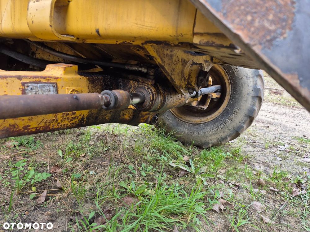 Caterpillar 428 D - 3