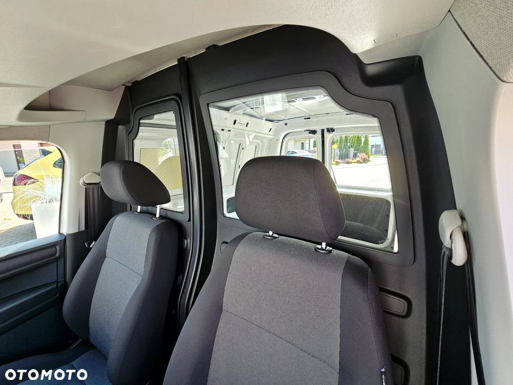 Volkswagen Caddy - 22