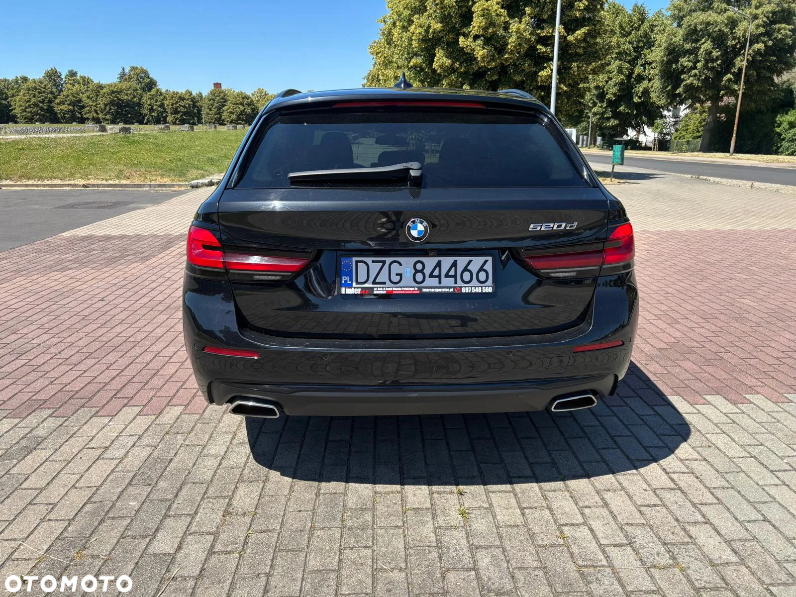 BMW Seria 5 520d Touring Luxury Line - 17