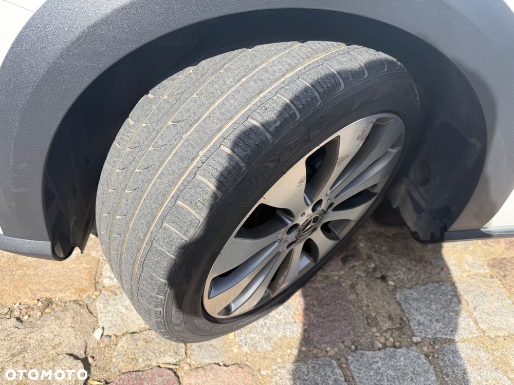 Mercedes-Benz Klasa E 220 d 4Matic All-Terrain 9G-TRONIC Exclusive - 33