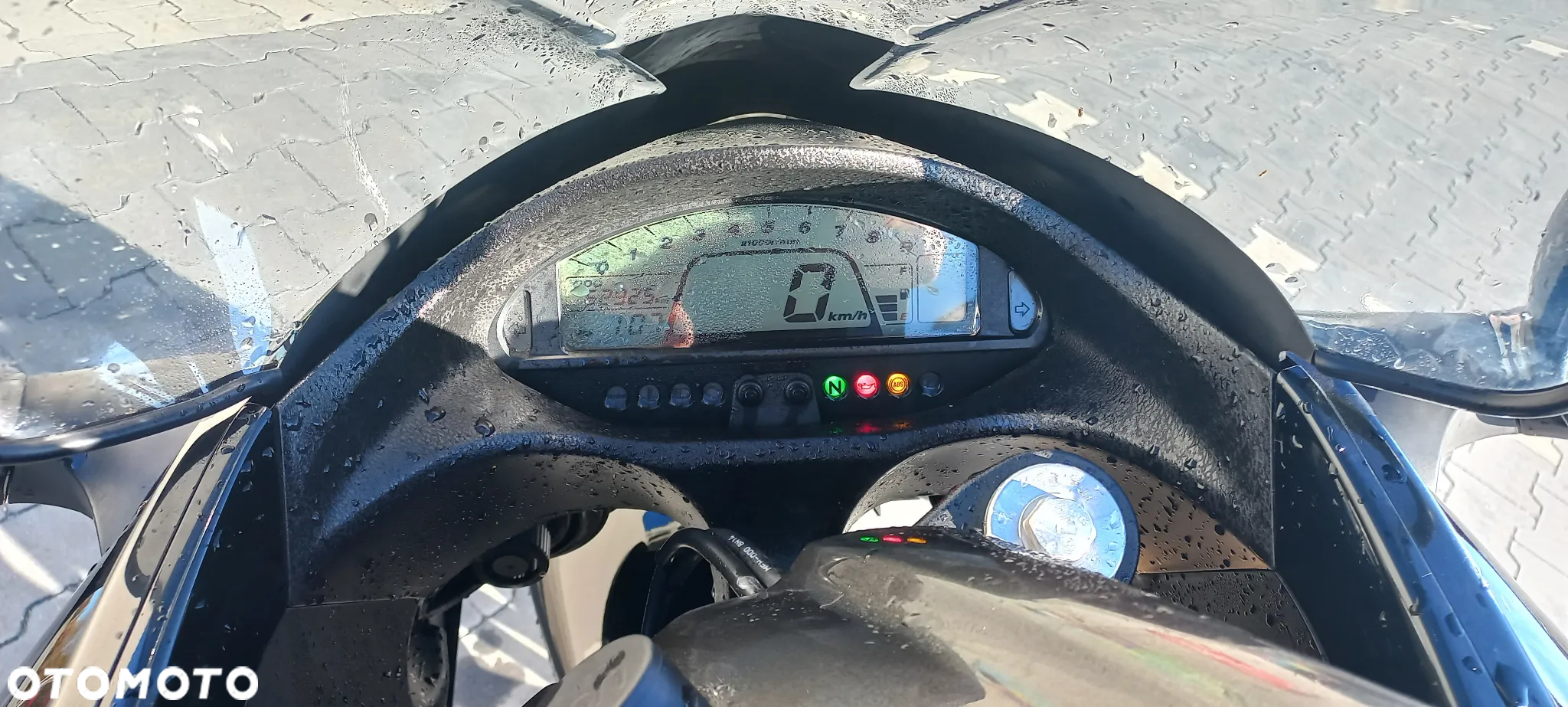Honda DN-01 - 4