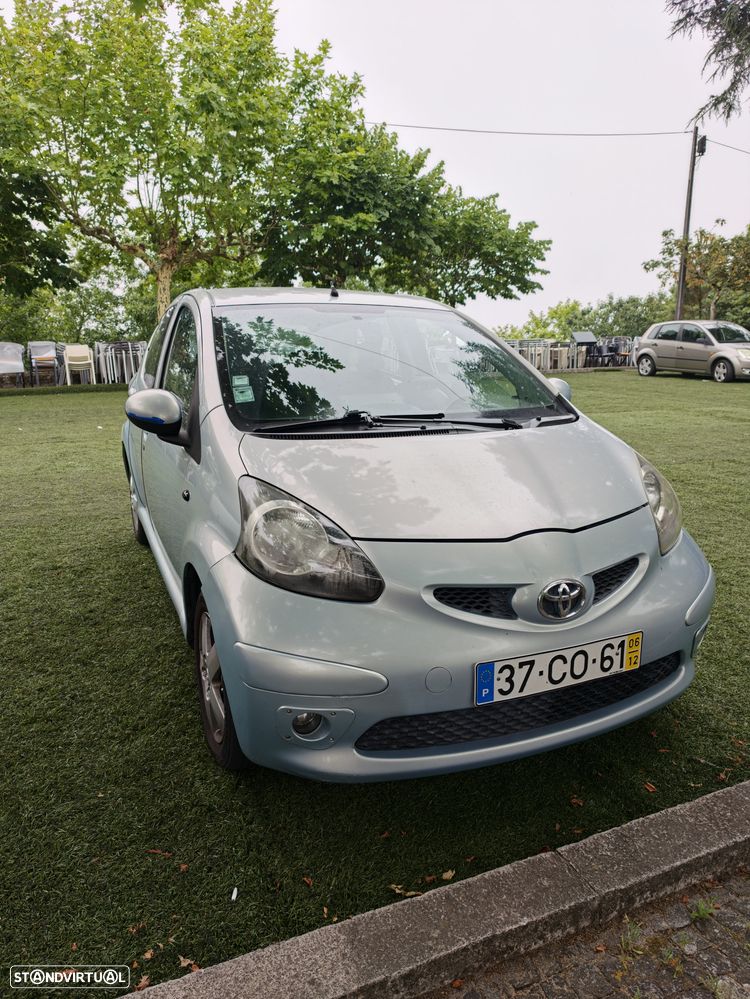 Toyota Aygo 1.0 + AC - 10
